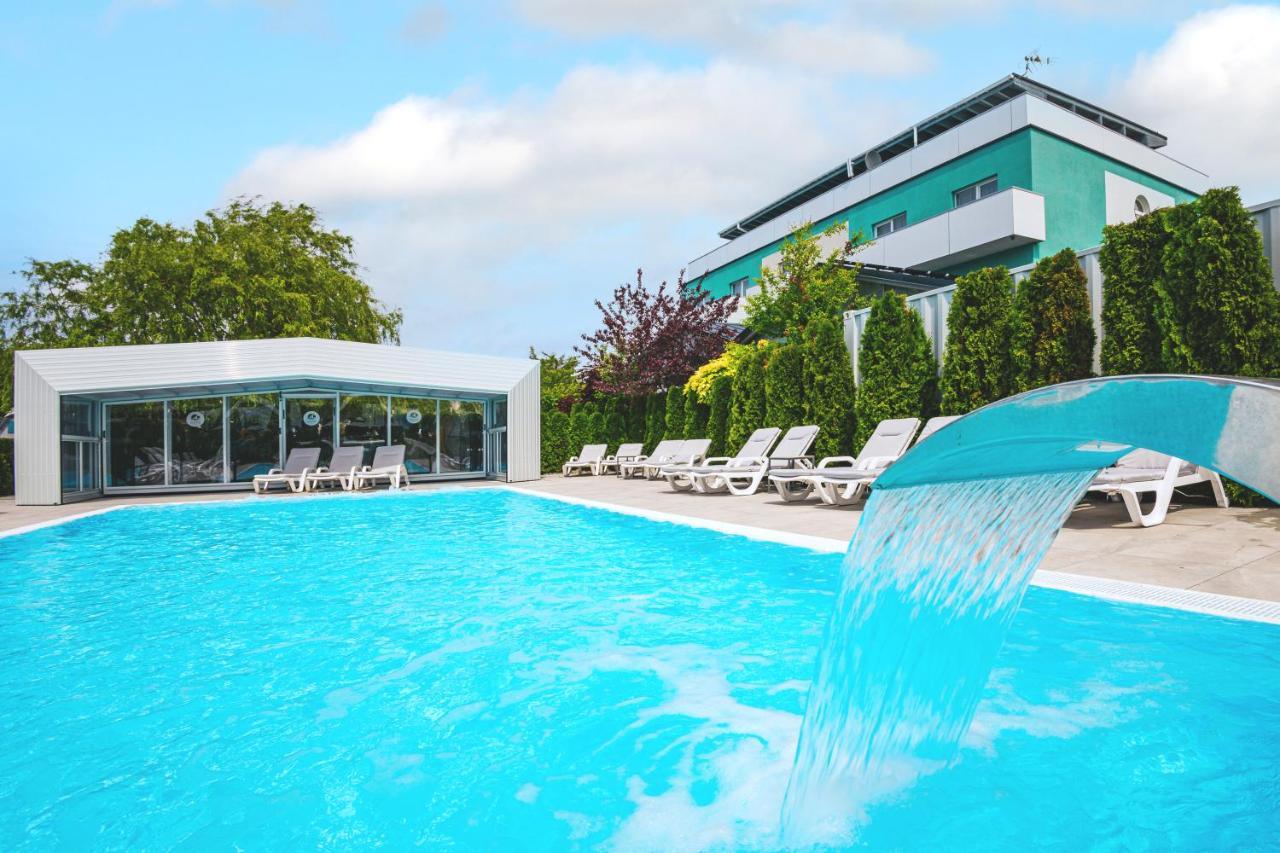 Osrodek Sea Star Premium Hotel Sarbinowo Eksteriør billede